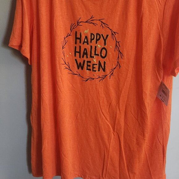 NWT lightweight Halloween Tee - Picture 3 of 5